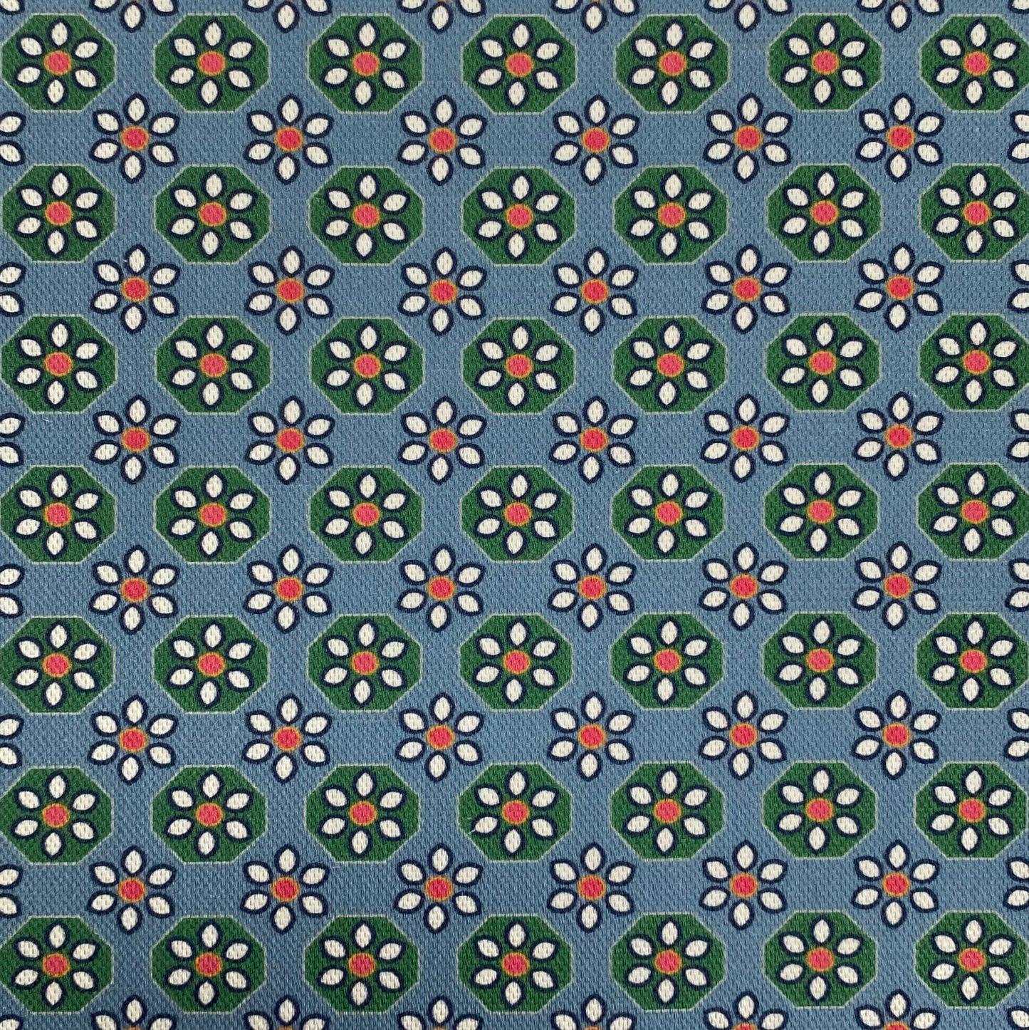 FLOWER TILE BERRY