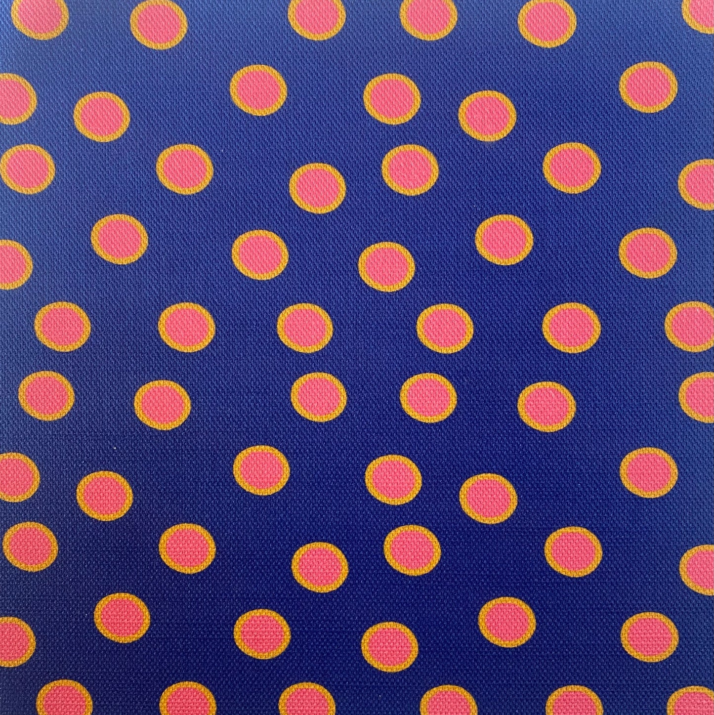 BUBBLEGUM NAVY