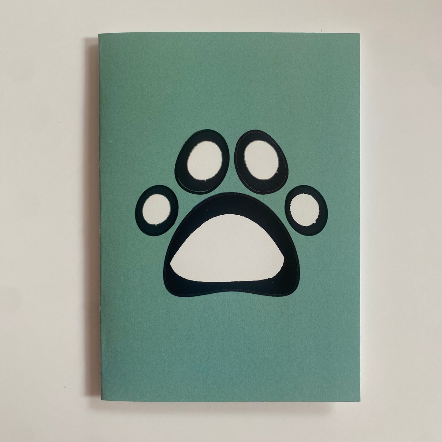 GREEN PAW PRINT CARD